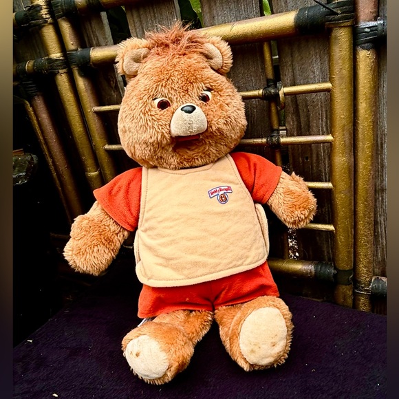 Authentic Original Teddy Ruxpin from 1985 - Very Collectible! - Picture 1 of 6